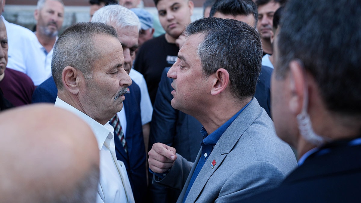 Özgür Özel'den İsrail tepkisi: Bayram sabahı ne konuştuğunu bil!