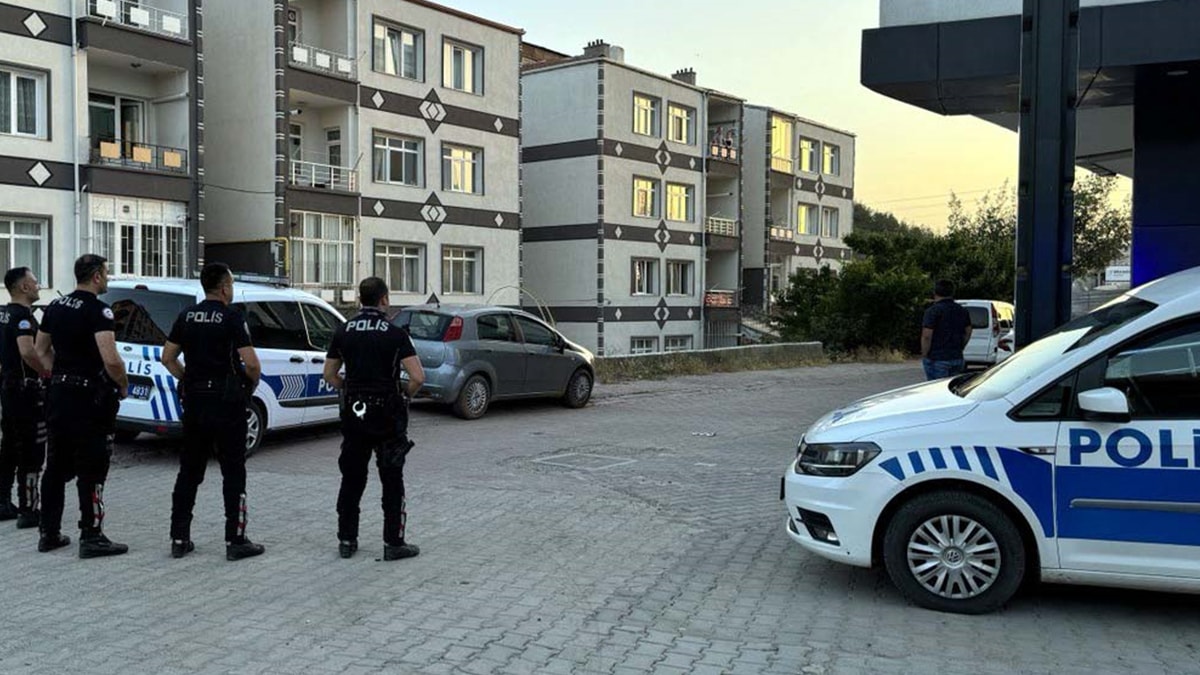 Yaşlı kadın evinde öldürülmüş halde bulundu