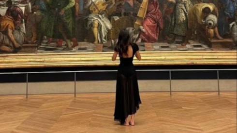 Ünlü manken müzeyi kapattı: Sanatseverler öfkelendi