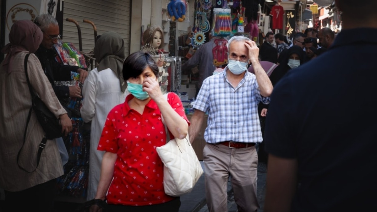 Corona virüsü hortladı: Ülkede vaka sayısı artıyor, erkekler daha büyük risk altında