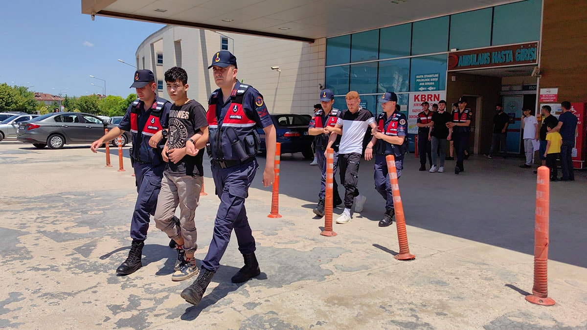 881 göçmen, sınır dışı edilecek