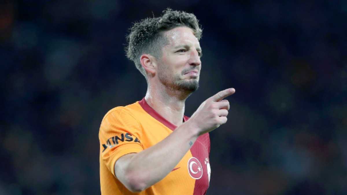 Dries Mertens bir sezon daha Galatasaray'da