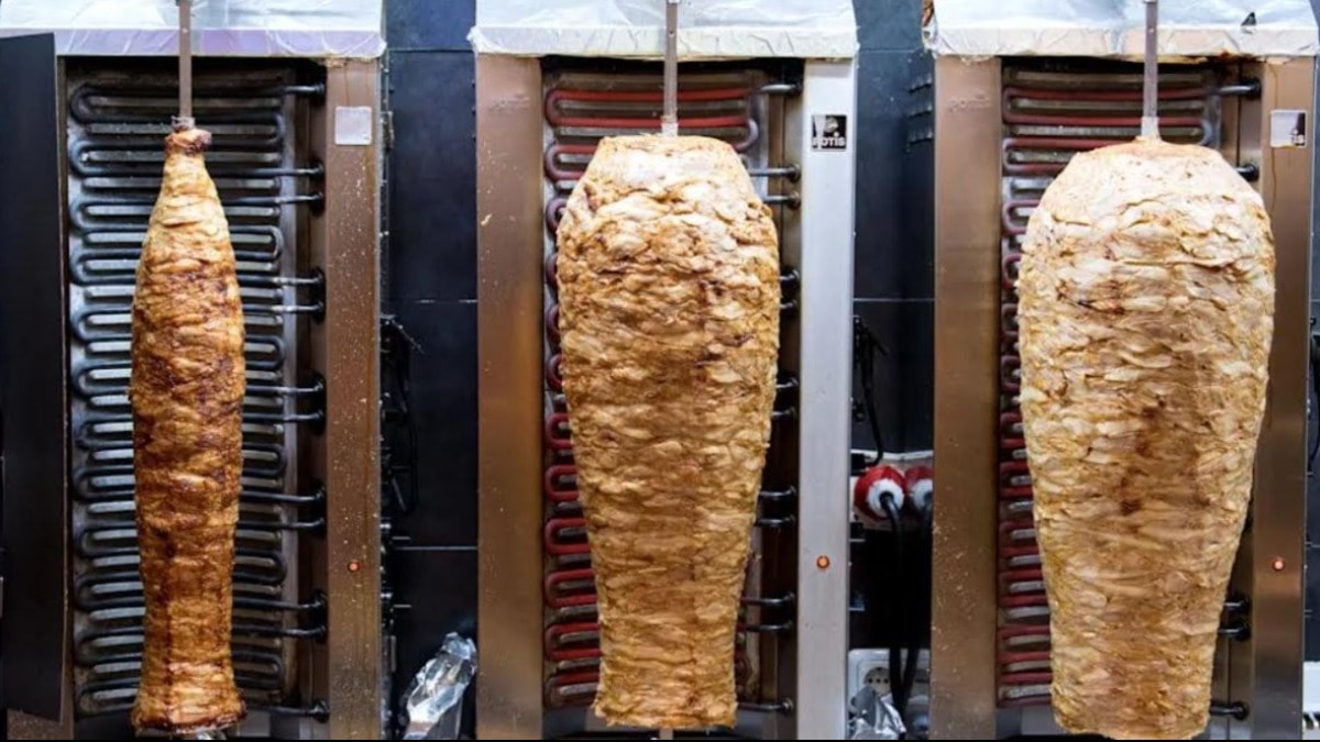 Ülkenin gündemi oldu: Ucuza döner kampanyası başladı, dönerciler isyan etti