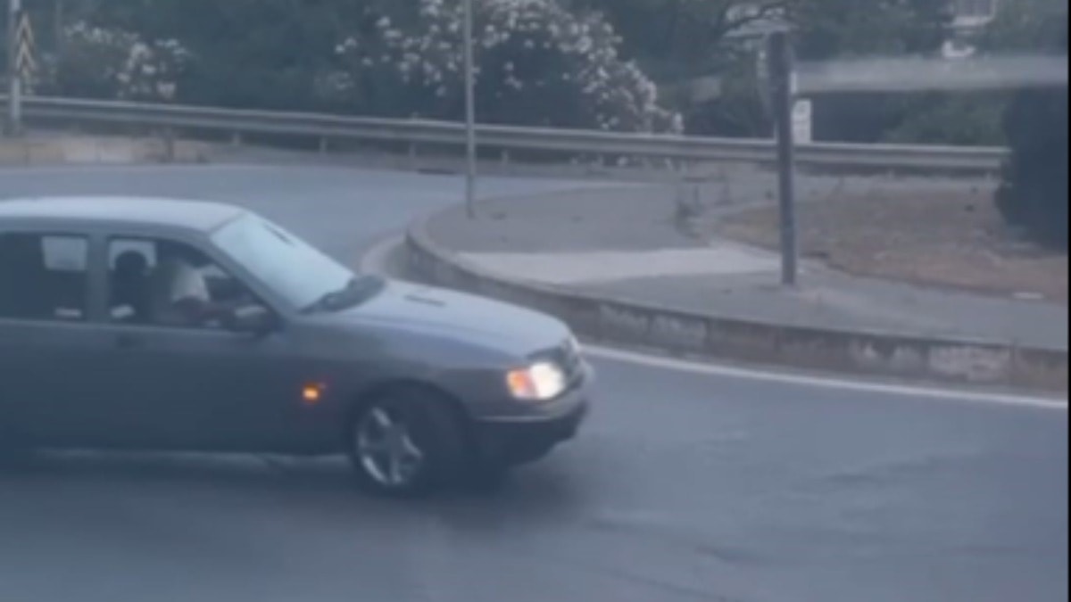 Döner kavşakta drift kamerada