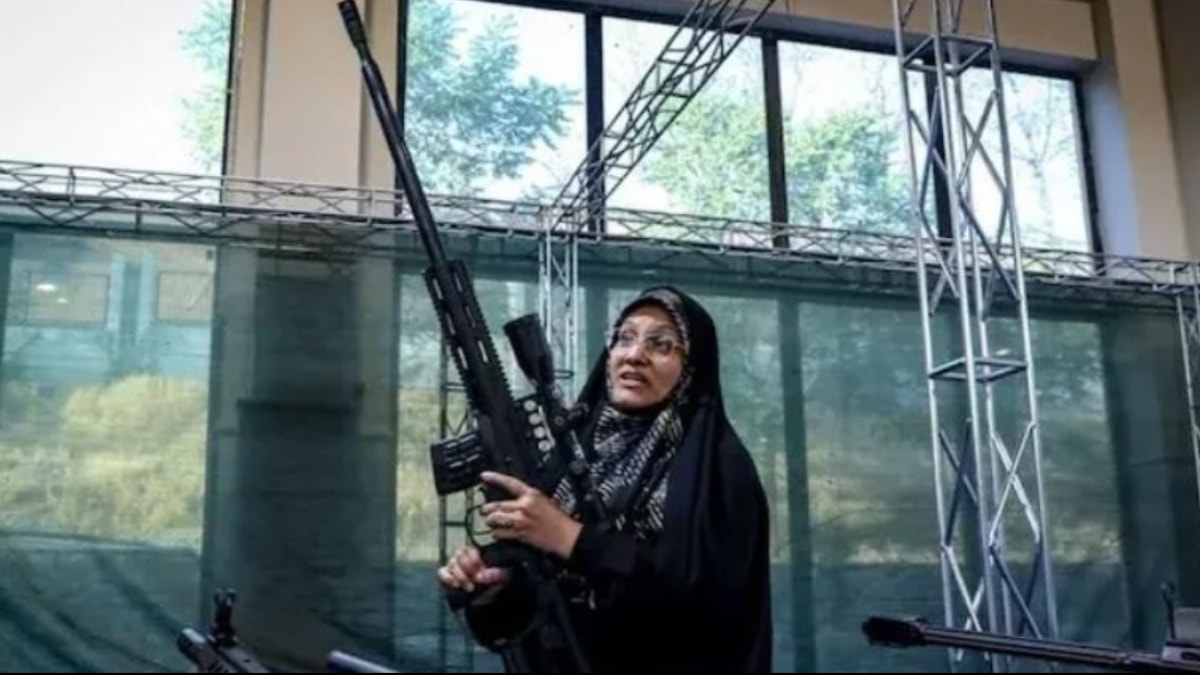 İran'da cumhurbaşkanlığı seçimine geri sayım: Radikal kadın aday yarıştan çekildi