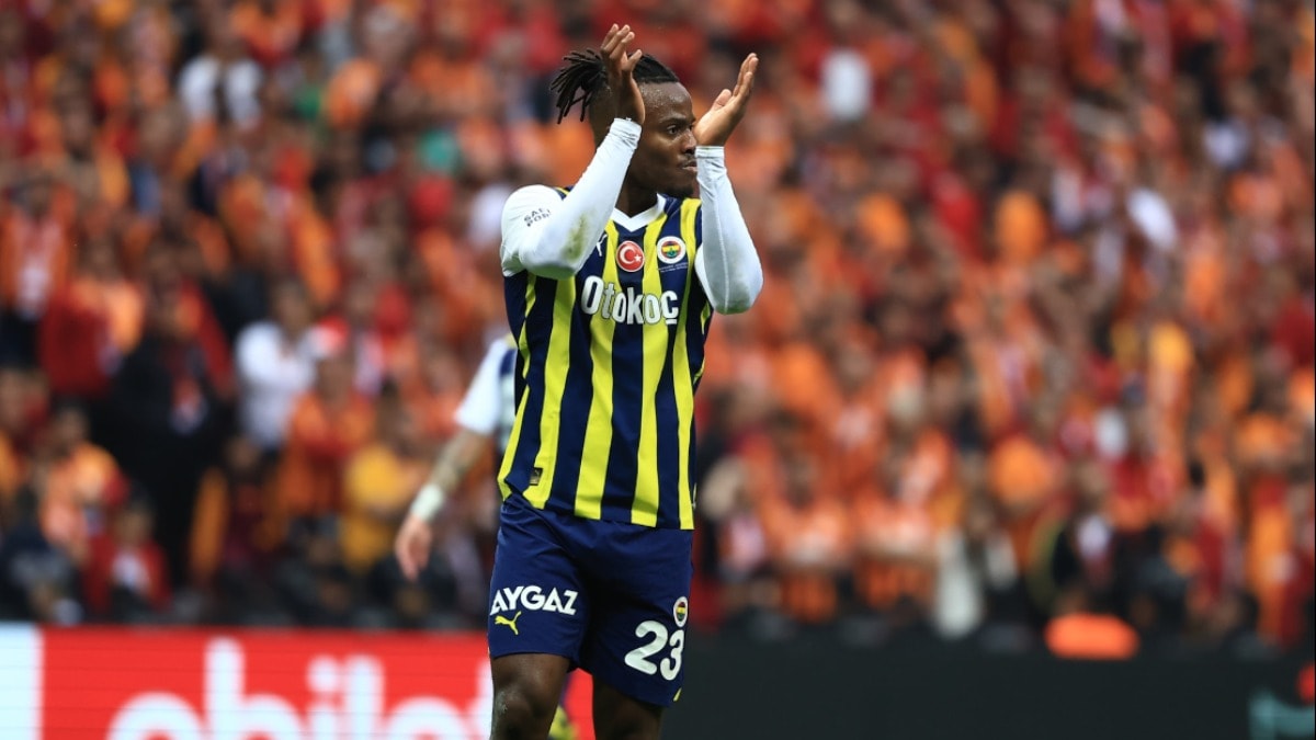 Galatasaray ve Fenerbahçe'nin Batshuayi savaşı