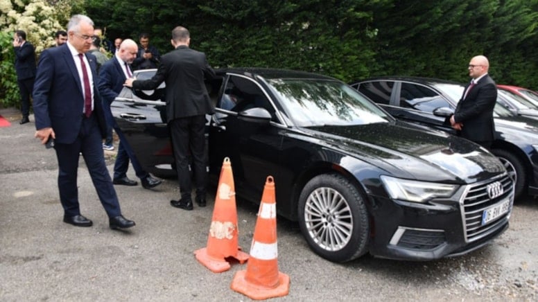 SGK Başkanı'nın mekik aracı da tasarrufa takıldı