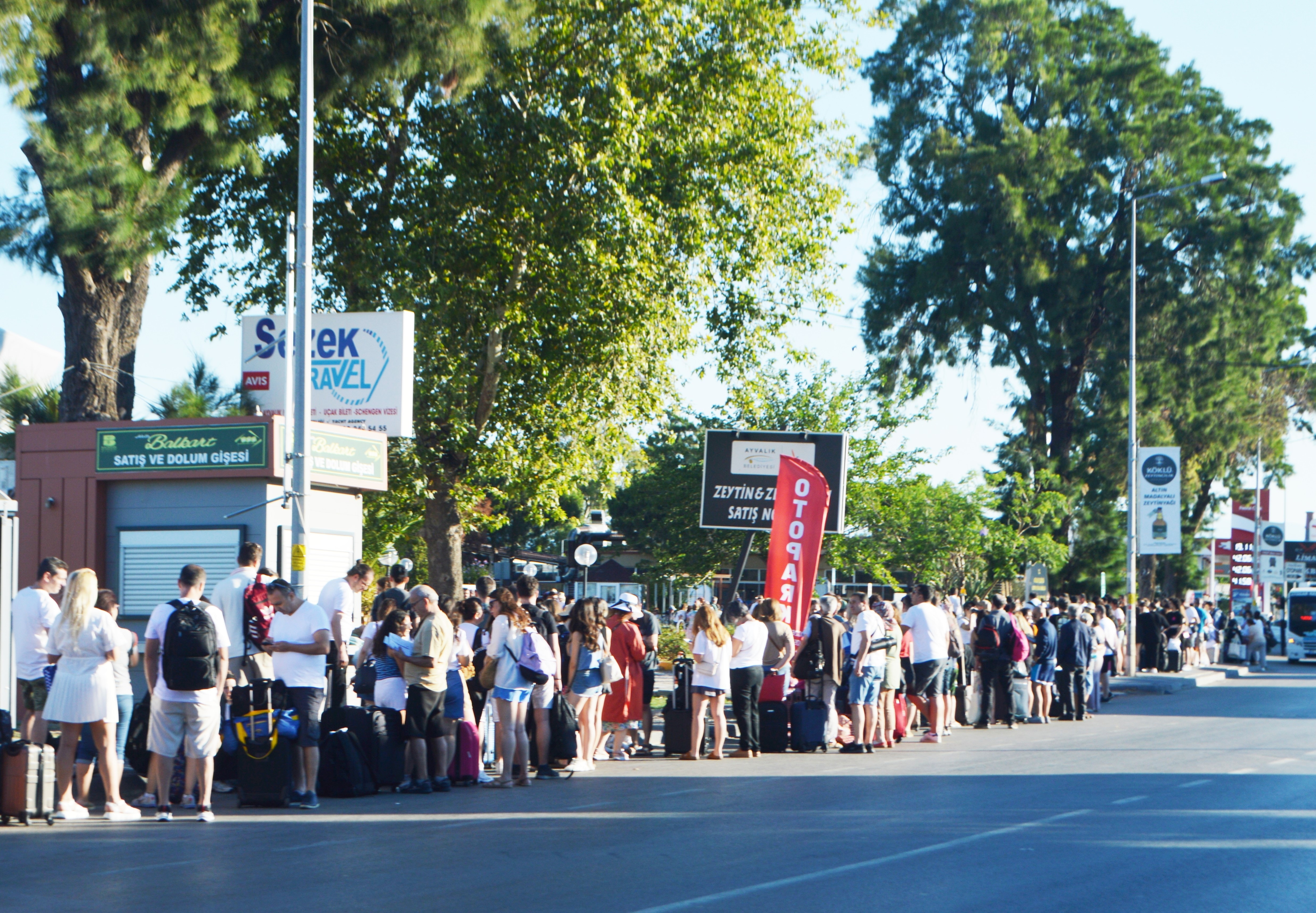 Vatandaş bayram tatilinde Yunan adalarına akın ediyor