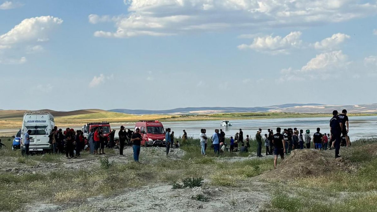 Duyan oraya koştu: 2 kız çocuğundan acı haber