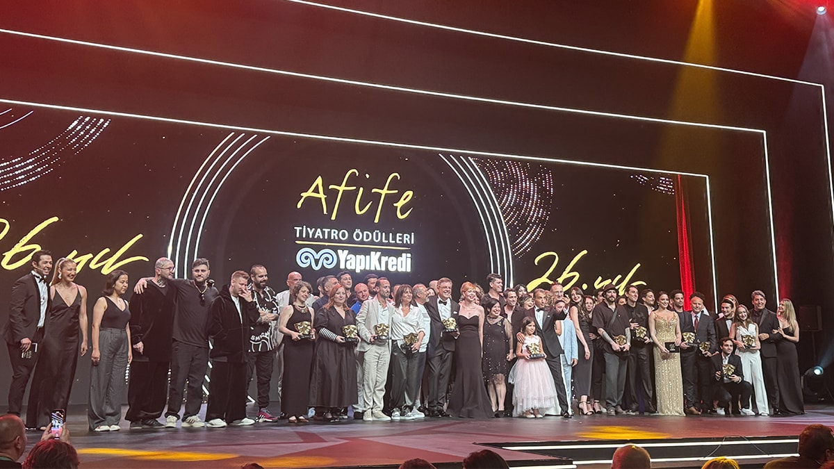 Afife Tiyatro Ödülleri sahiplerini buldu