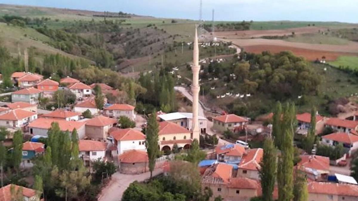 Köyde su krizi: Muhtar cami hoparlöründen sitem etti