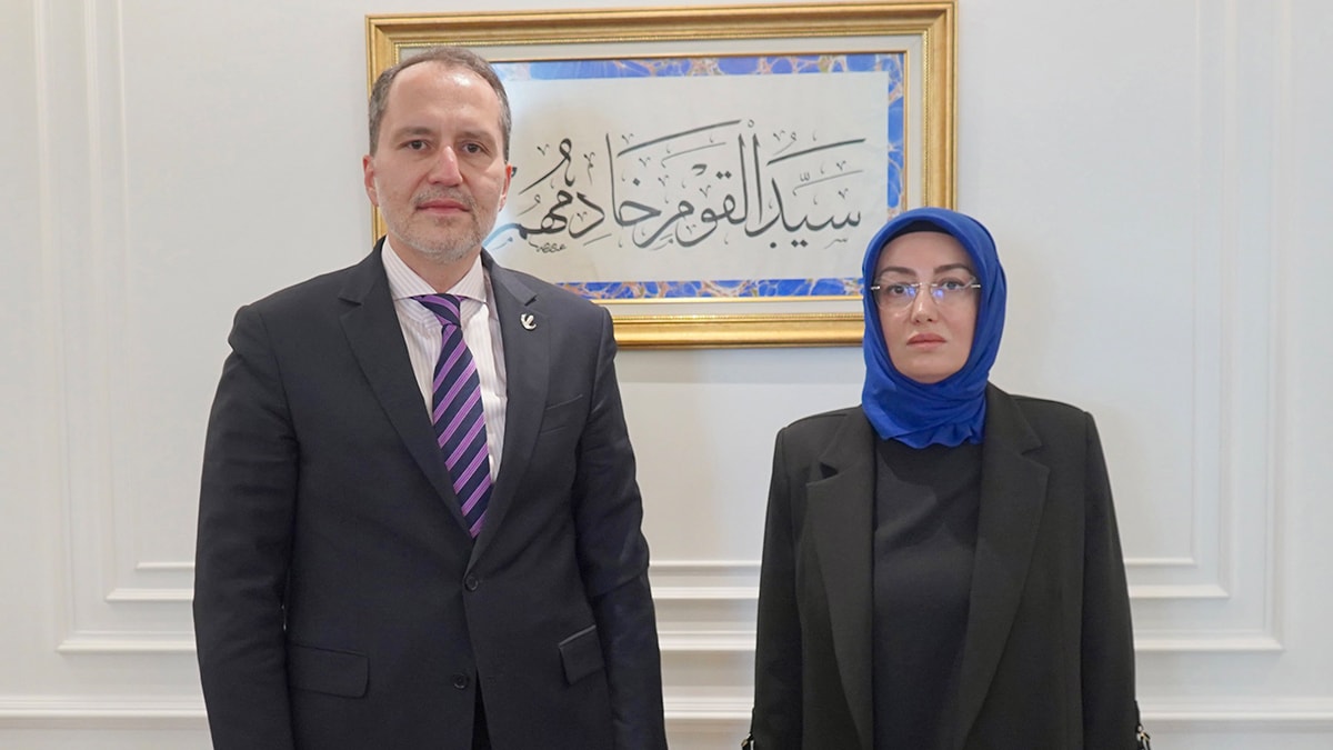 Erbakan, Ayşe Ateş ile görüştü