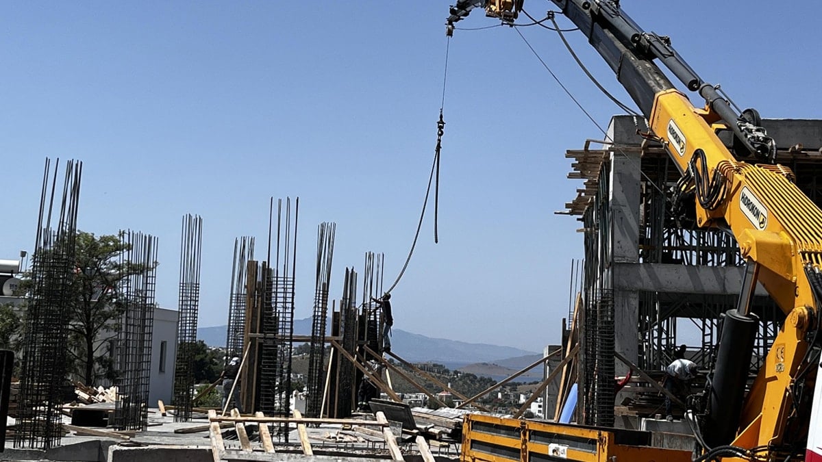 Bodrum'da yasağa rağmen inşaatlar devam ediyor