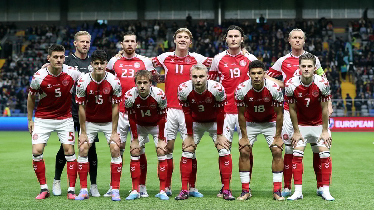 EURO 2024: Slovenya, Danimarka'ya karşı ilk galibiyetini arıyor