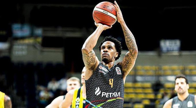 Galatasaray, ABD'li basketbolcu David Efianayi'yi kadrosuna kattı