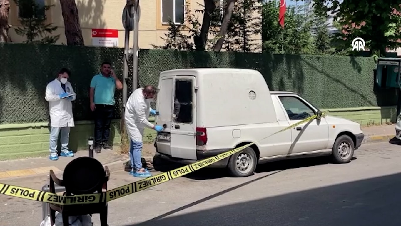 10 yıldır yaşadığı araçta ölü bulundu