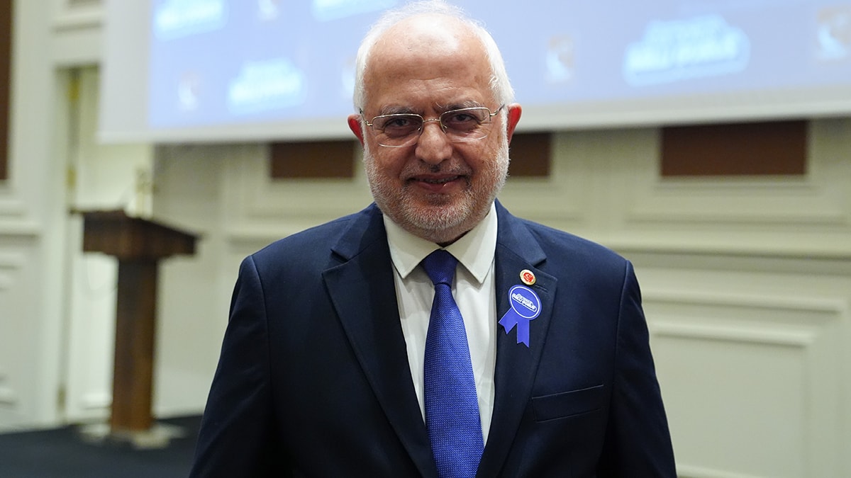 Saadet Partisi’nde genel başkanlığa adaylığını açıkladı