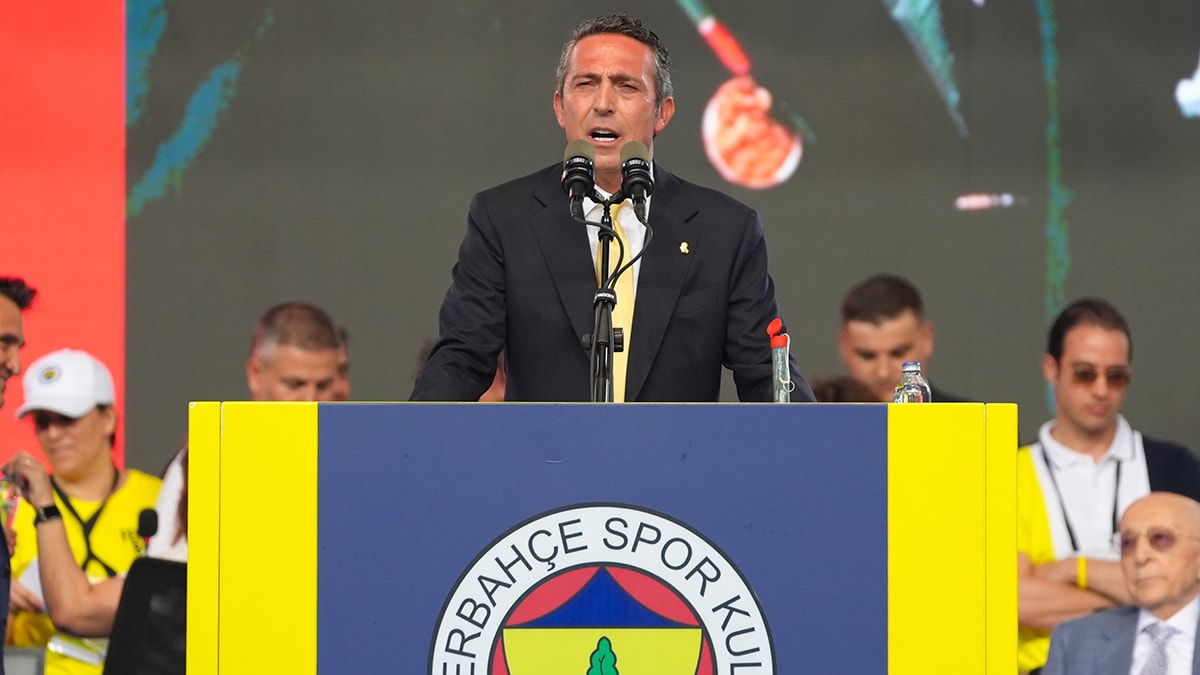 Ali Koç, üçüncü kez Fenerbahçe başkanı oldu: Aziz Yıldırım farklı kaybetti