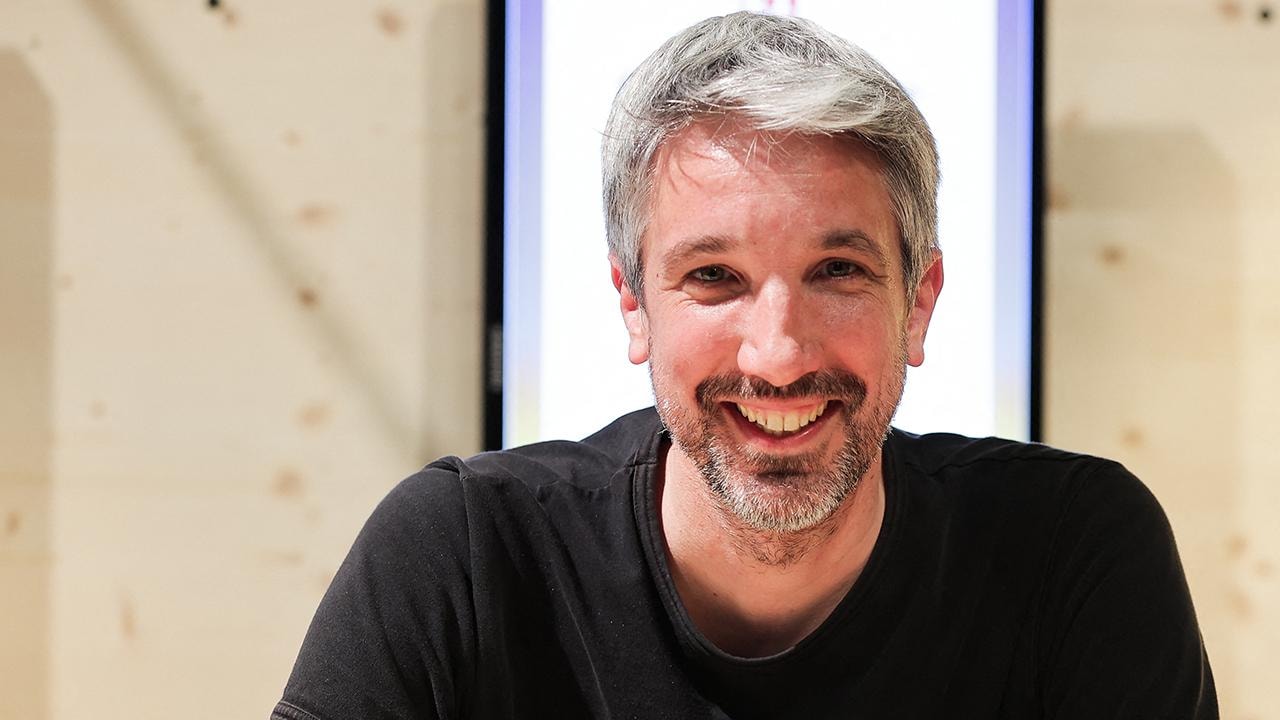 Ünlü komedyen, Netanyahu'yu eleştirince işinden oldu