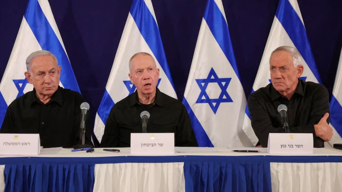 İsrail'de savaş kabinesi feshedildi