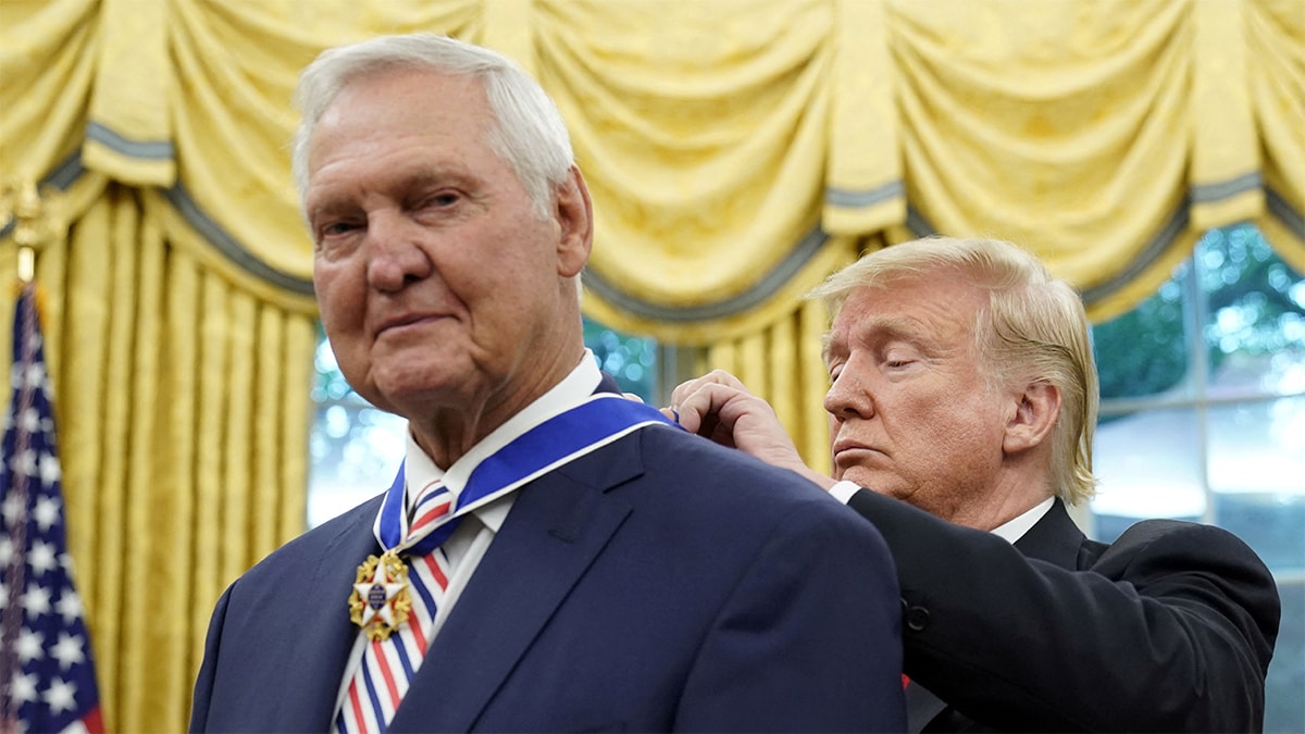 NBA efsanesi Jerry West 86 yaşında hayatını kaybetti