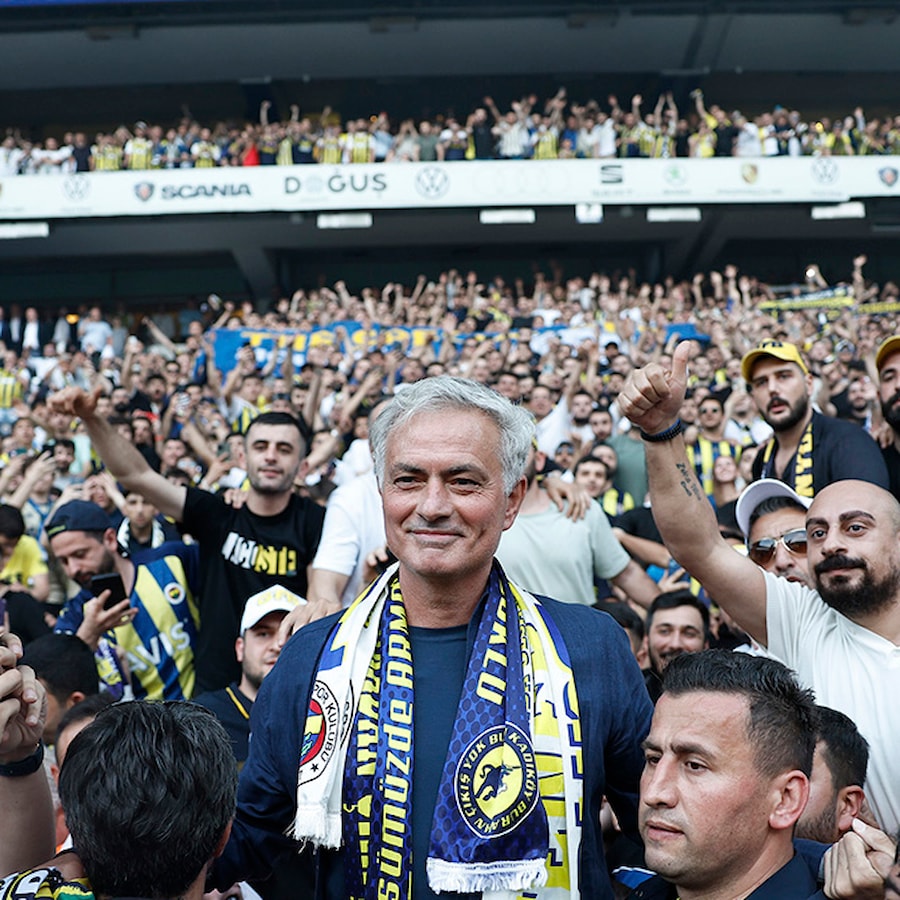 Fenerbahçe'ye 41. yabancı teknik direktör: Jose Mourinho - Sözcü