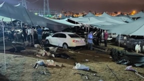 Otomobille hayvan pazarına girdi: 2'si ağır 8 yaralı, 7 kurbanlık öldü