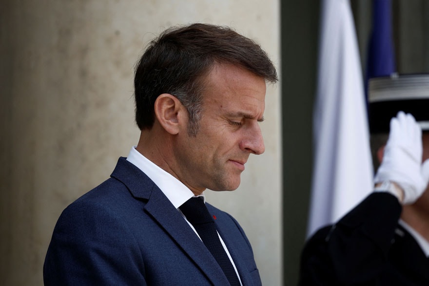 Fransa'da seçim heyecanı: Aşırı sağ zafere çok yakın