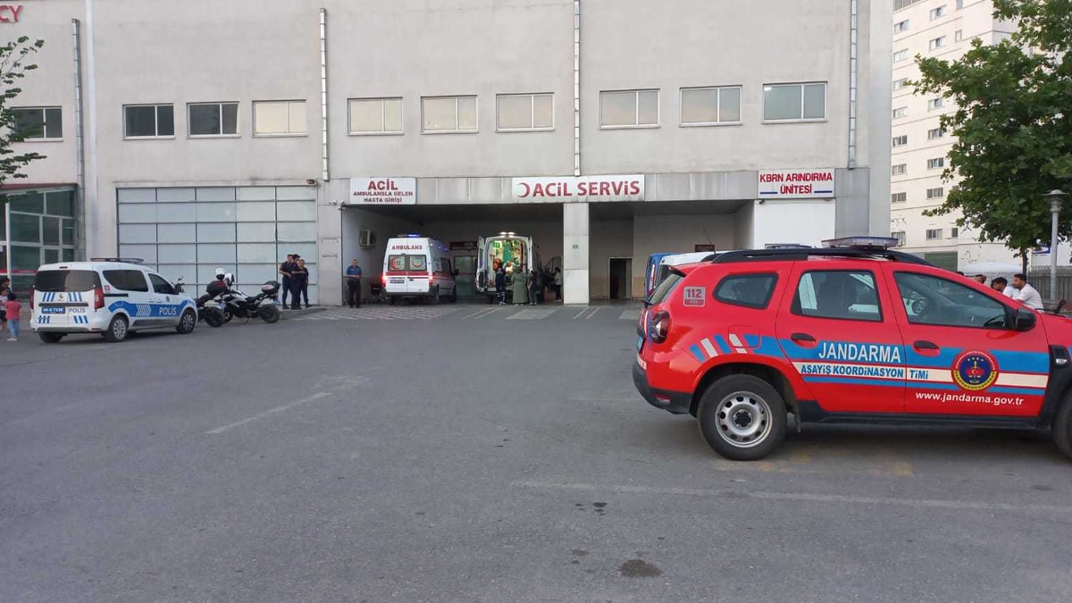 Tekstil fabrikasında 59 işçi yemekten zehirlendi