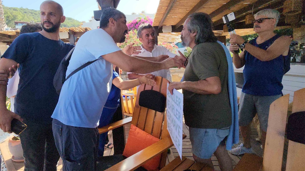 'Kıyı işgali' eyleminde ortalık karıştı: Otel çalışanları hem halka hem polise saldırdı