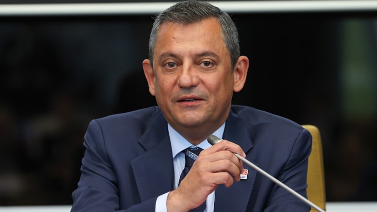 Özgür Özel'den kayyum kararına tepki: Reddediyoruz