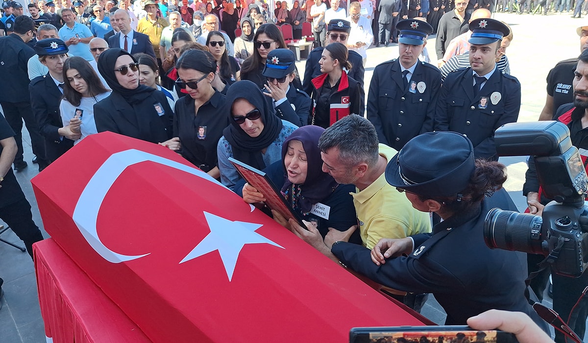 Polis memuru, kazada şehit oldu