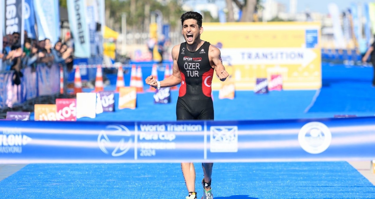 Para triatlet Uğurcan Özer, Dünya Kupası'nda altın madalya kazandı