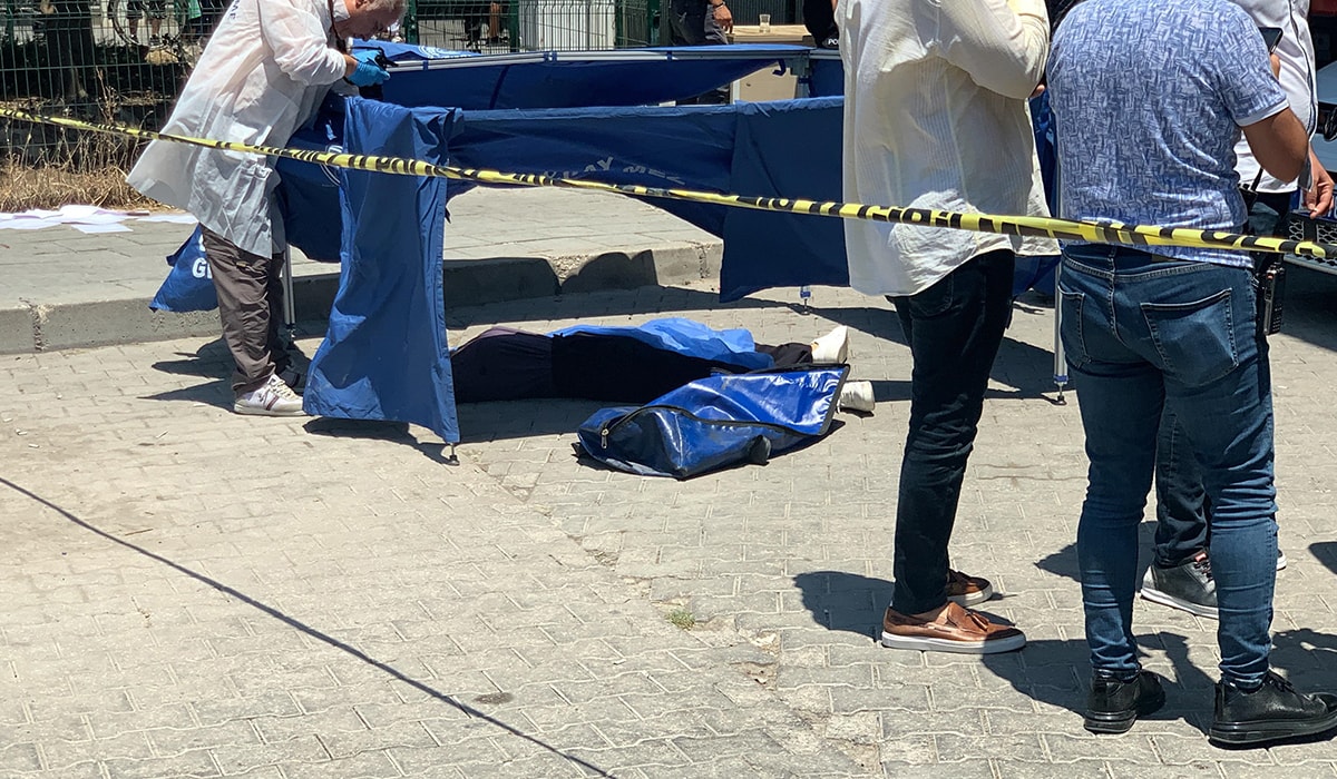 Uzman çavuş dehşet saçtı! Öğretmen eşini öldü, 3 kişi yaralı