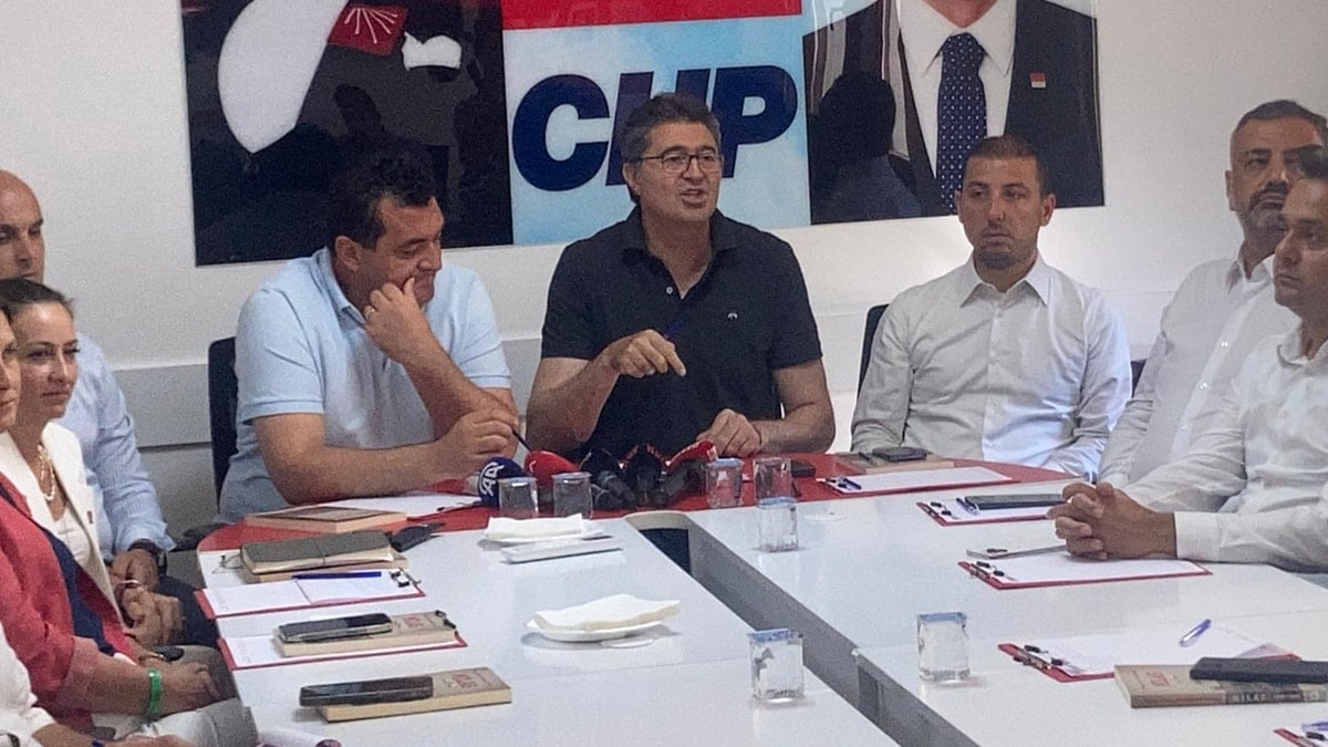 'Avrupalı emekli bizde tatilde, bizim emekli o otelin mutfağında bulaşık yıkıyor'