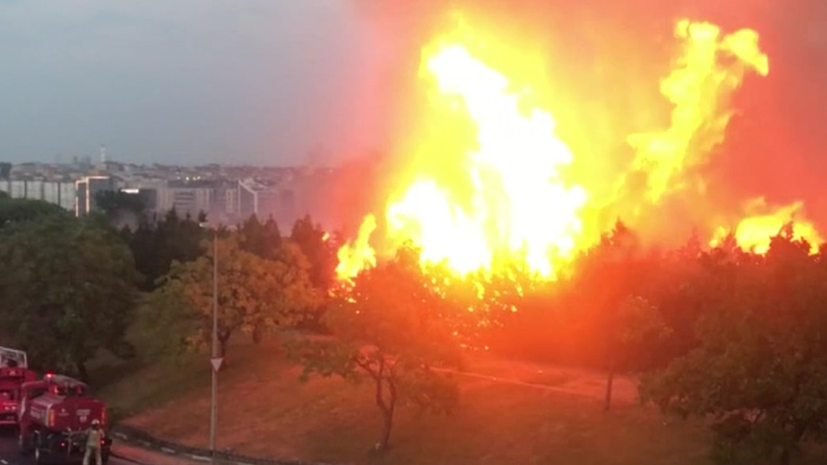 Bakırköy’de korkutan yangın