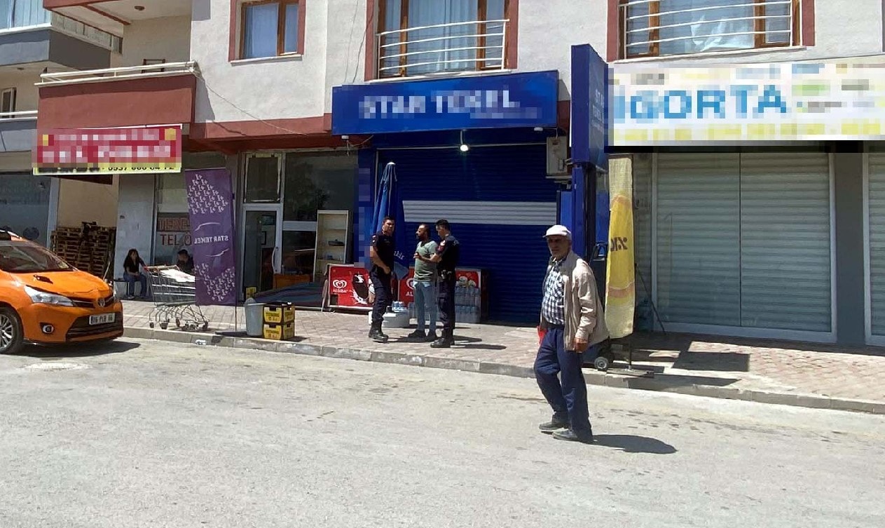 Tekel'de dehşet: İçki satmadı diye 9 yerinden bıçaklayarak öldürdü