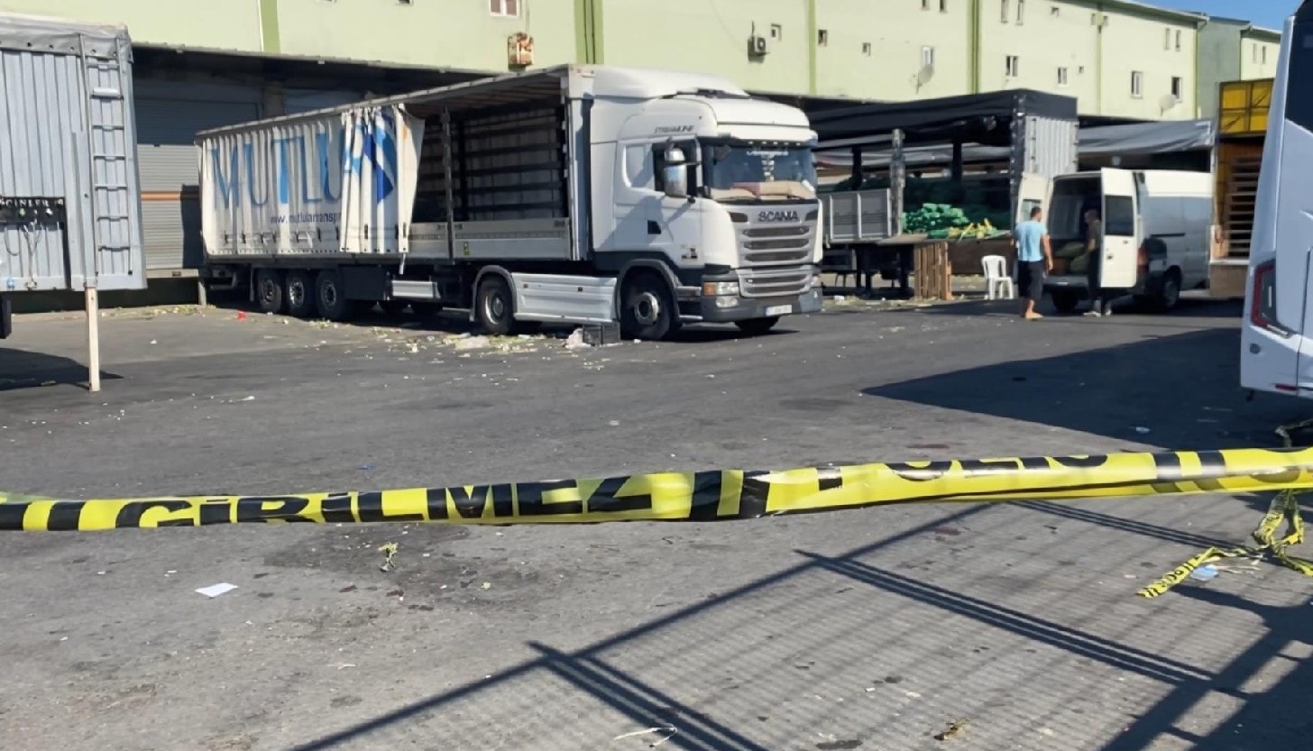 Halde kanlı kavga: Silahlar, boş kovanlar, bıçaklar...