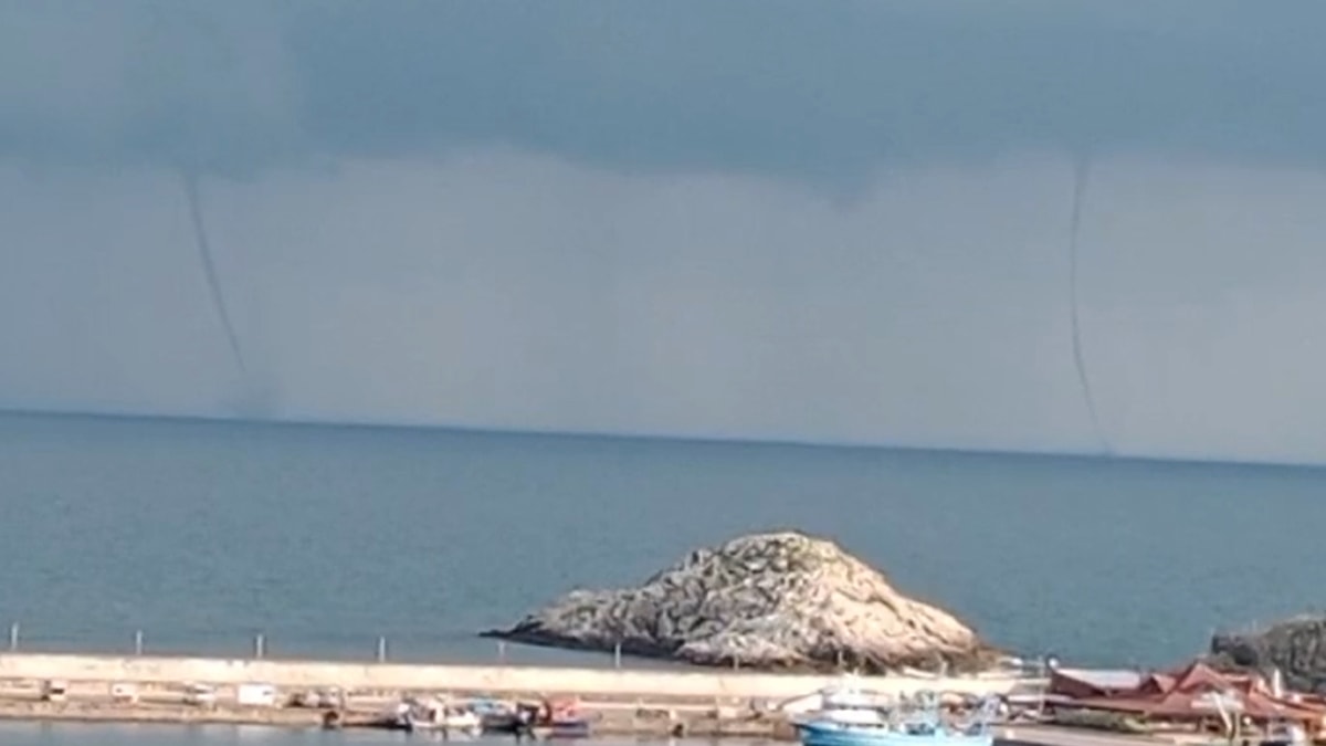 İstanbul'da aynı anda iki hortum