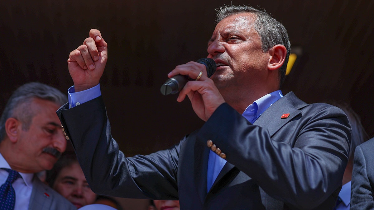 Özgür Özel'den SGK borcu ve haciz açıklaması: Şimdilik ne öderiz ne inkar ederiz