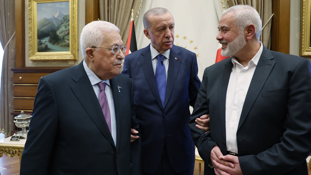 Erdoğan'dan Haniye'nin eşine taziye telefonu