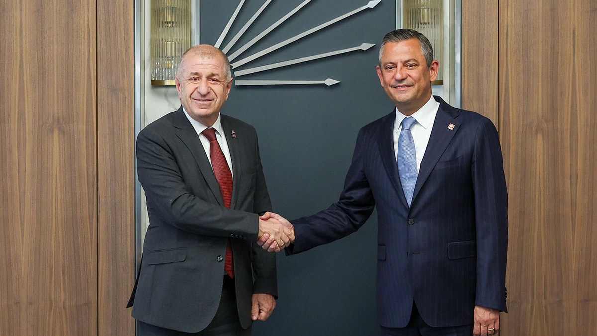 Ümit Özdağ'dan CHP'ye ziyaret