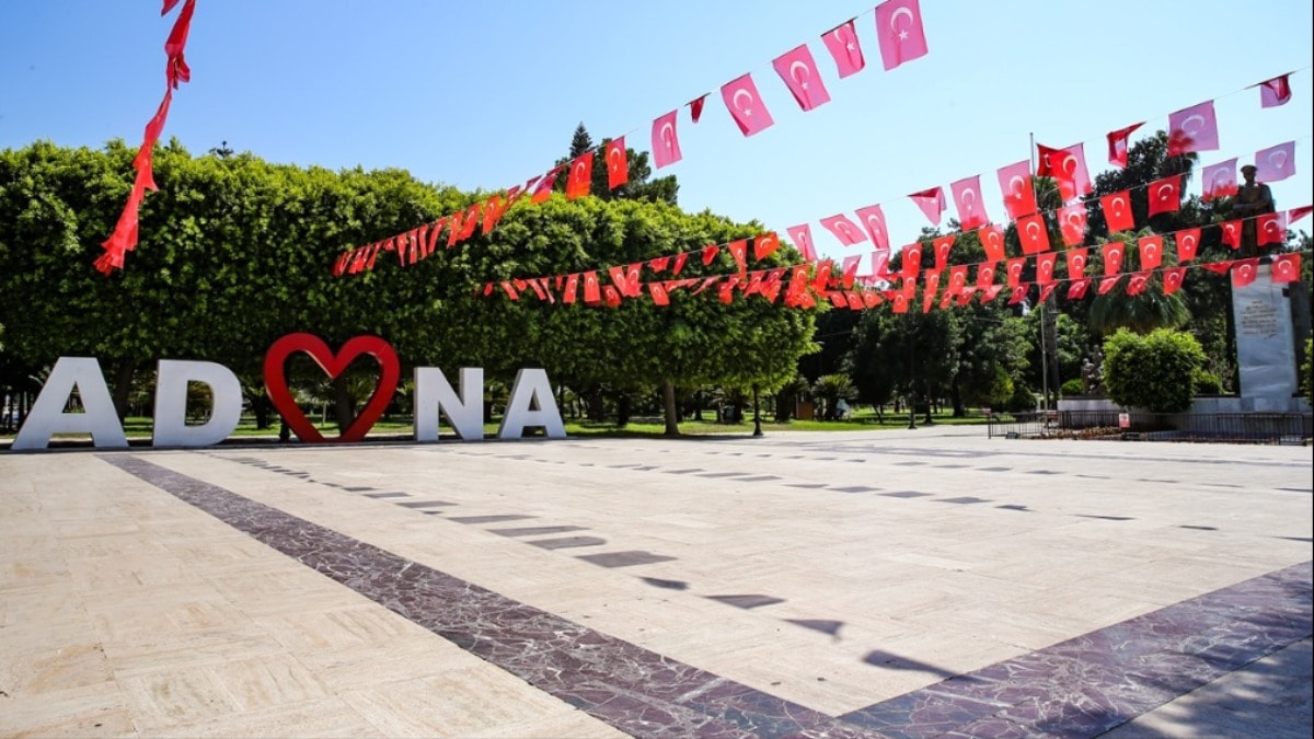 Doğu Akdeniz'de sıcak havanın etkisi sürüyor