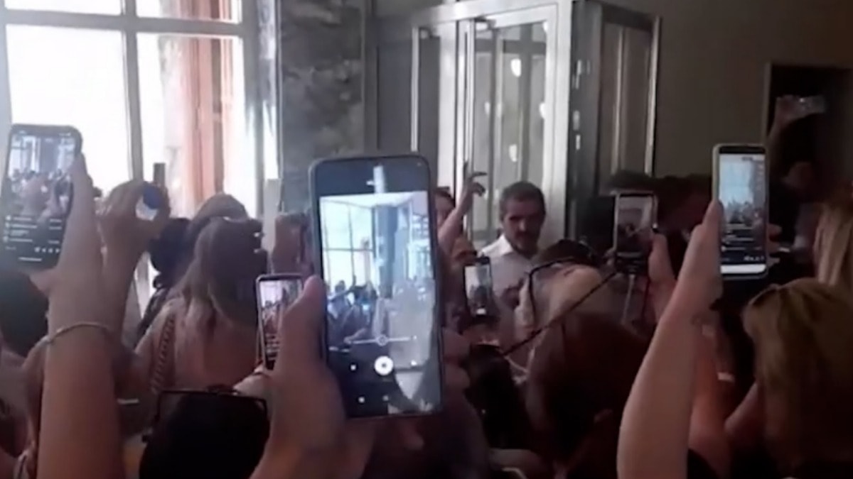 'Ötanazi yasası' görüşmelerinde gerginlik çıktı