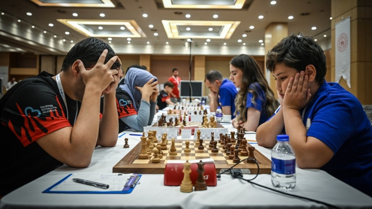 Türkiye İş Bankası 100. Yıl Satranç Süper Ligi başladı