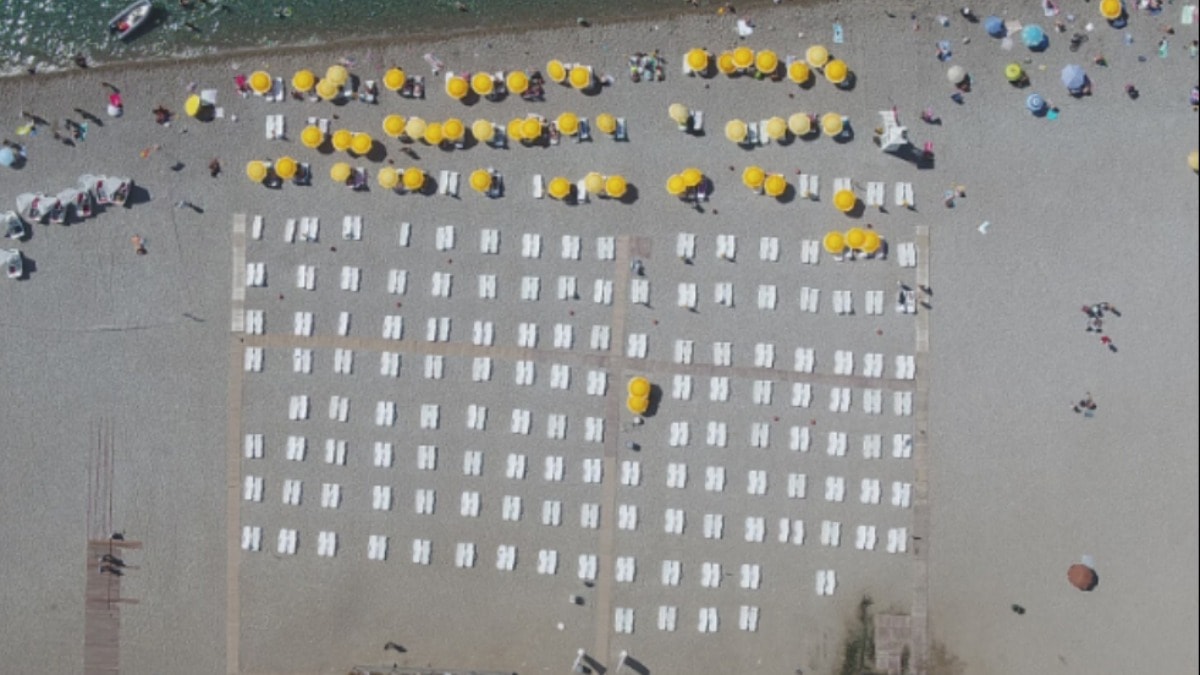 Konyaaltı sahiline ikinci halk plajı