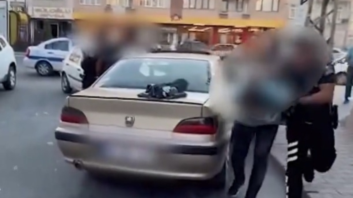 Polisten kaçan biri firari hükümlü 2 kişi yakalandı