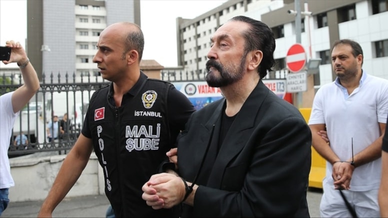 Yargıtay'dan Adnan Oktar silahlı suç örgütü davası kararı