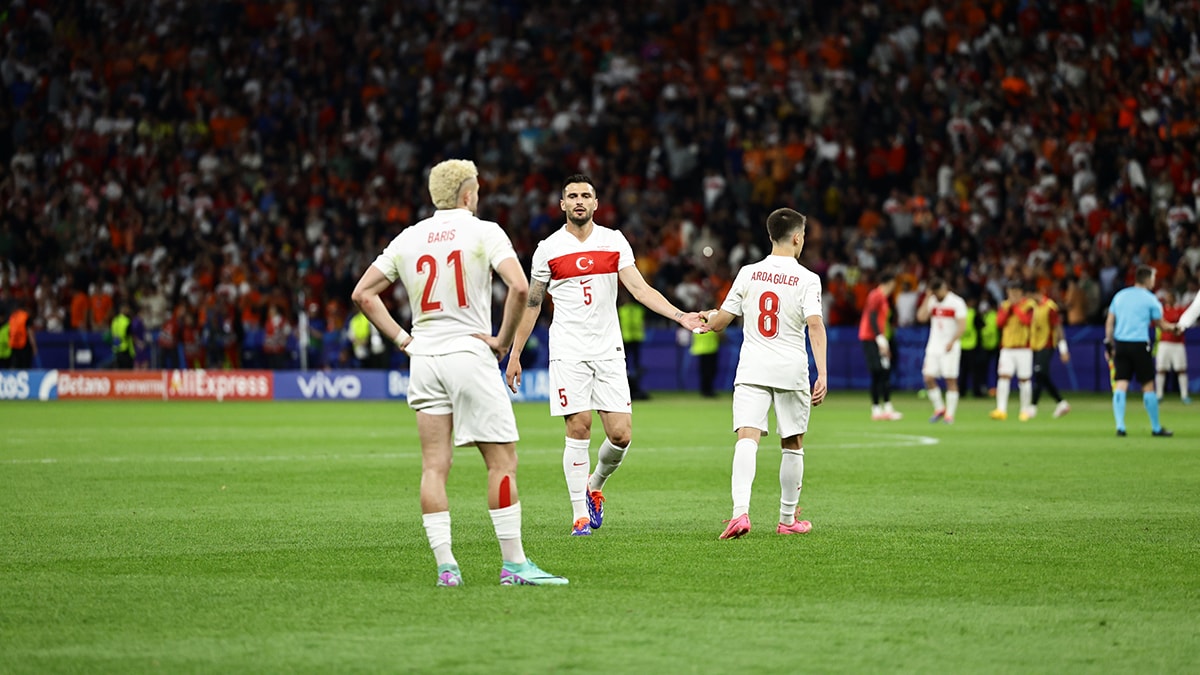 Burası Türkiye dedik, evimizde elendik