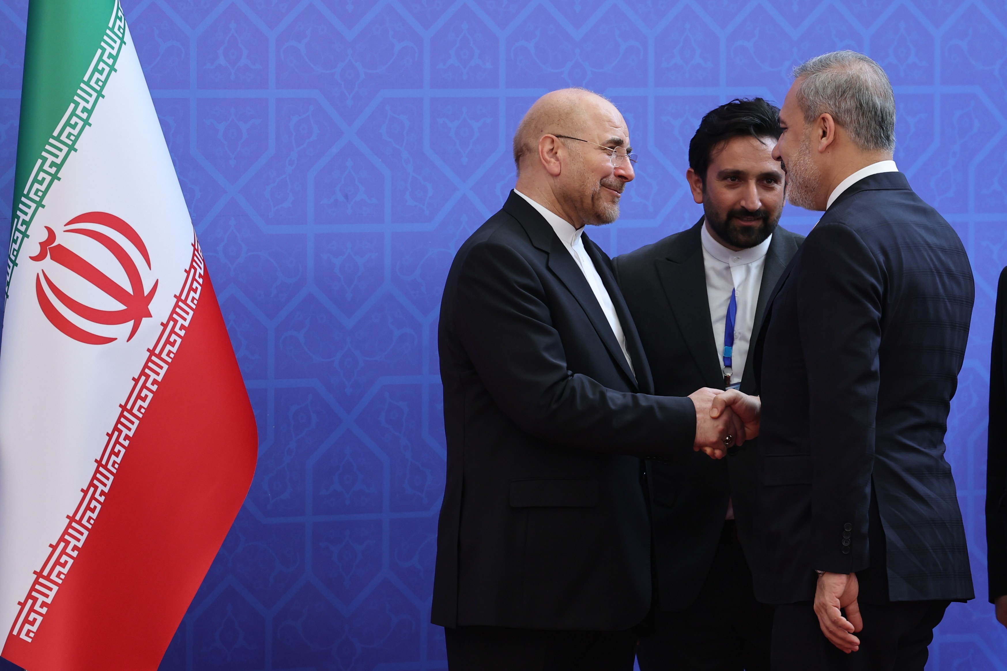 Hakan Fidan, İran Cumhurbaşkanı Pezeşkiyan'ın yemin törenine katıldı